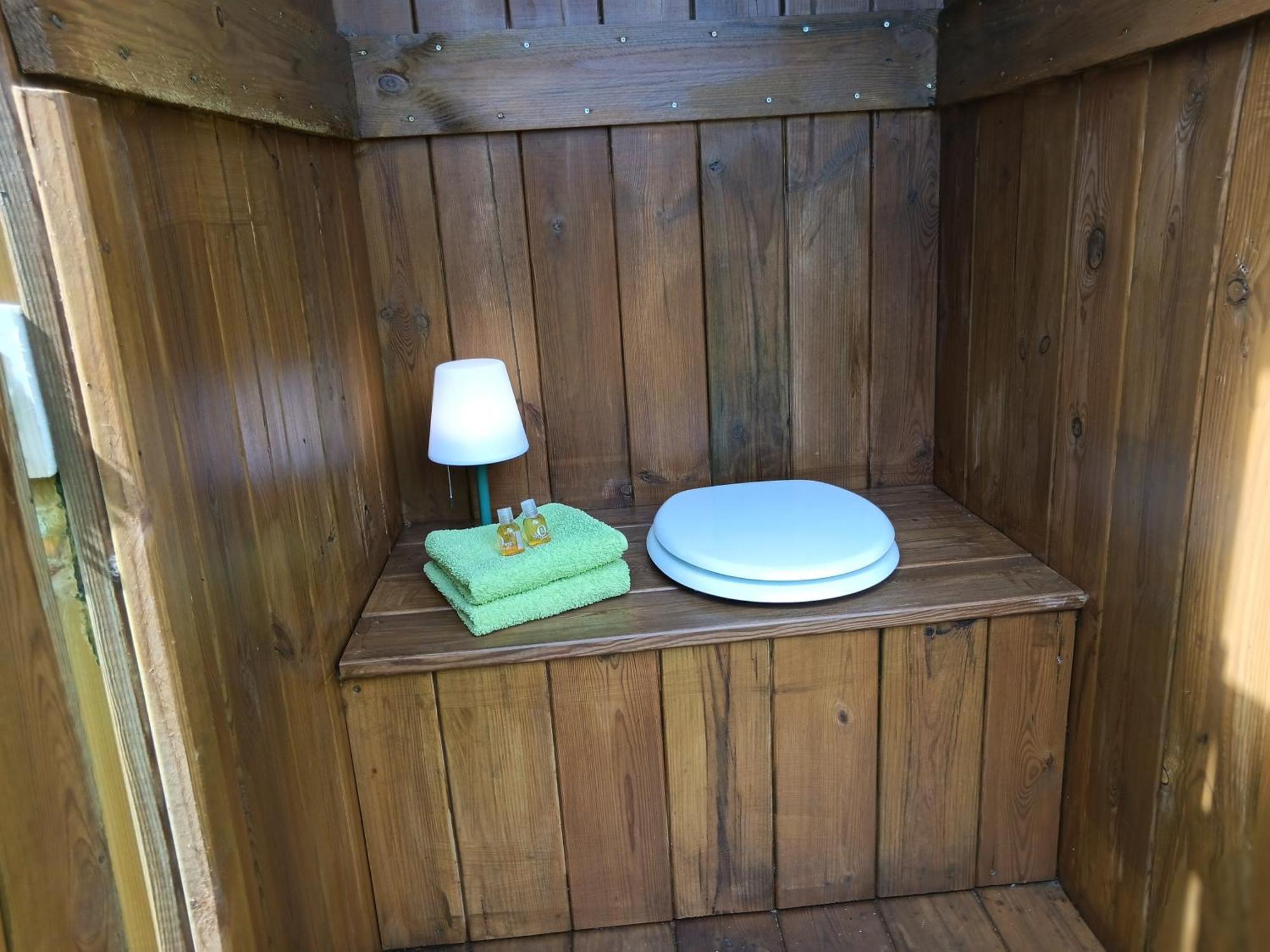 Le Val Daniniere B&B Adult Only Le Mesnil-Garnier 外观 照片